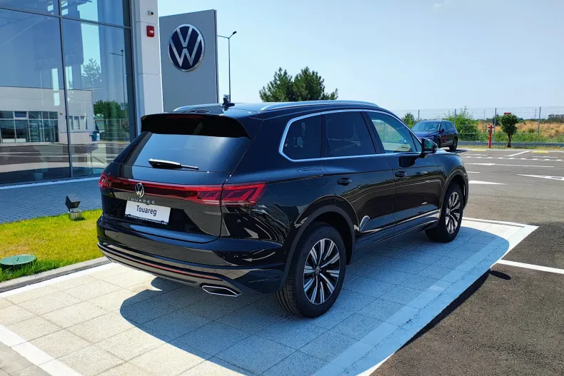 Volkswagen Touareg din 2025 cu 5 km - oferta VOL139199 - foto 7