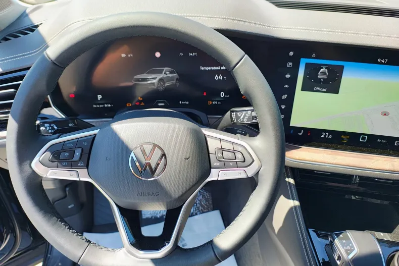 Volkswagen Touareg din 2025 cu 5 km - oferta VOL139199 - foto 9