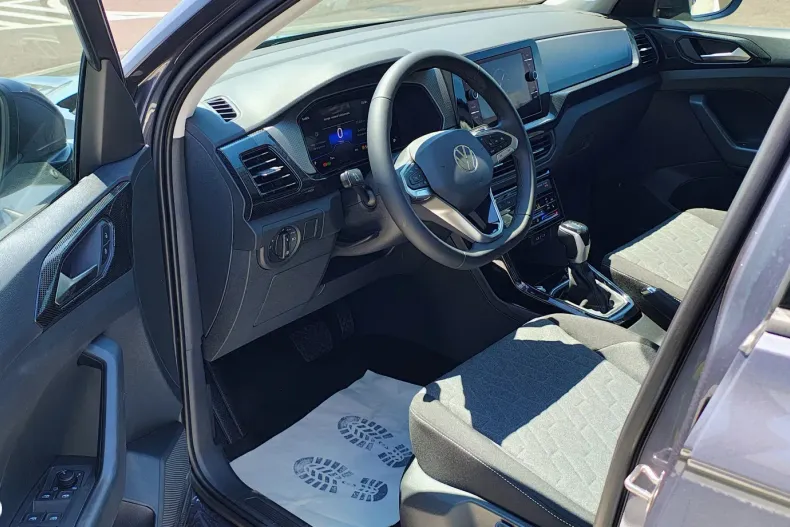 Volkswagen T-Cross din 2025 cu 5 km - oferta VOL139203 - foto 11