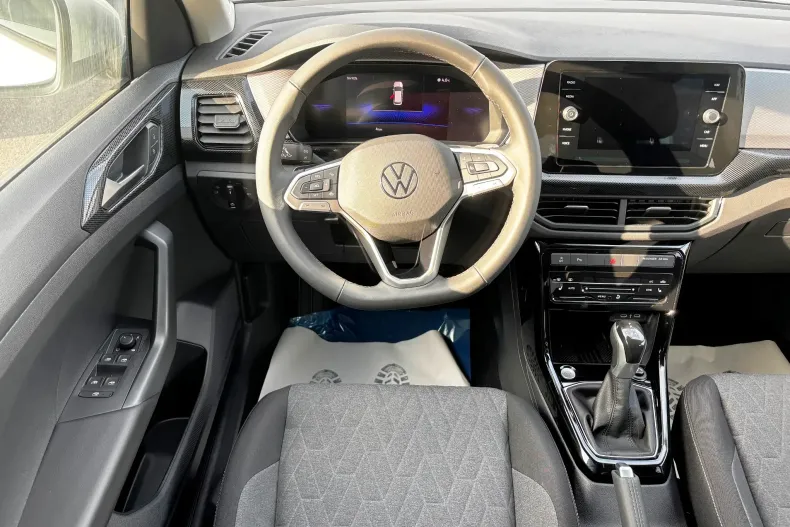 Volkswagen T-Cross din 2024 cu 4.900 km - oferta VOL139208 - foto 8
