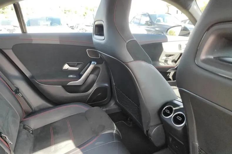 Mercedes-Benz CLA din 2022 cu 31.794 km - oferta MER139217 - foto 15