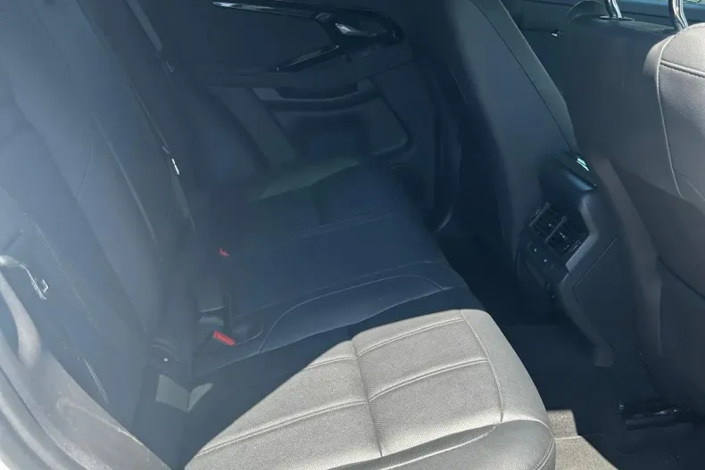 Land Rover Range Rover Evoque din 2024 cu 11.376 km - oferta LAN139221 - foto 10