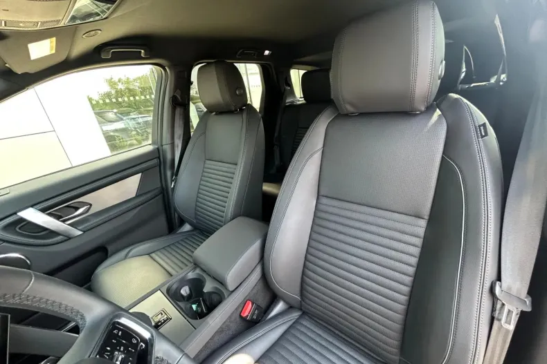 Land Rover Discovery Sport din 2025 cu 380 km - oferta LAN139222 - foto 5