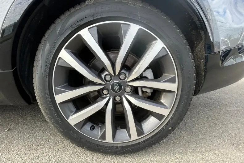 Land Rover Discovery din 2024 cu 2.085 km - oferta LAN139223 - foto 7