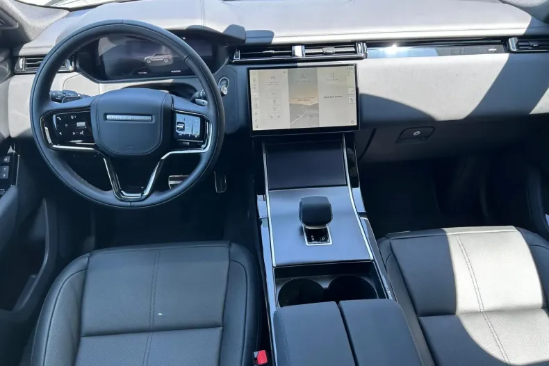 Land Rover Range Rover Velar din 2025 cu 44 km - oferta LAN139234 - foto 8