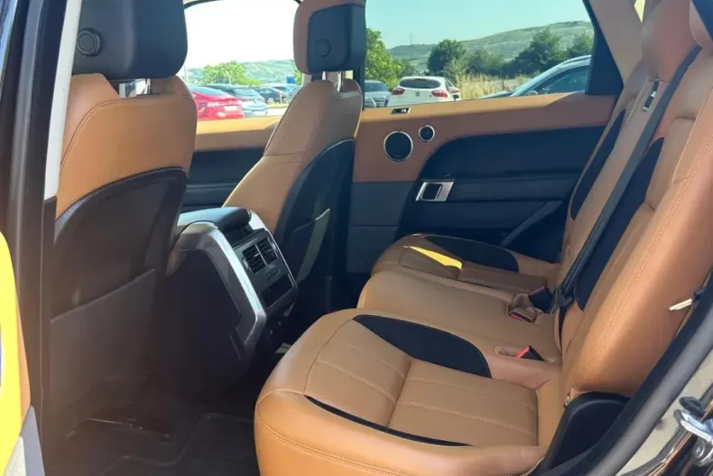 Land Rover Range Rover din 2025 cu 5.380 km - oferta LAN139235 - foto 13