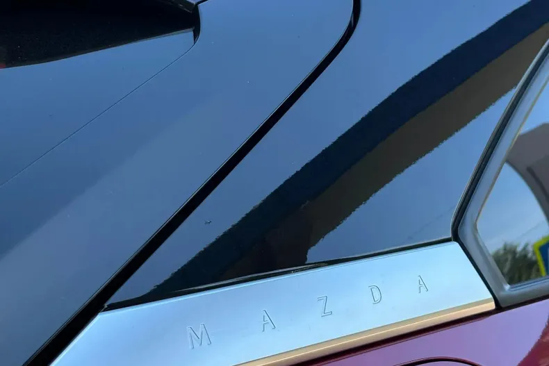 Mazda MX-30 din 2025 cu 900 km - oferta MAZ139253 - foto 9