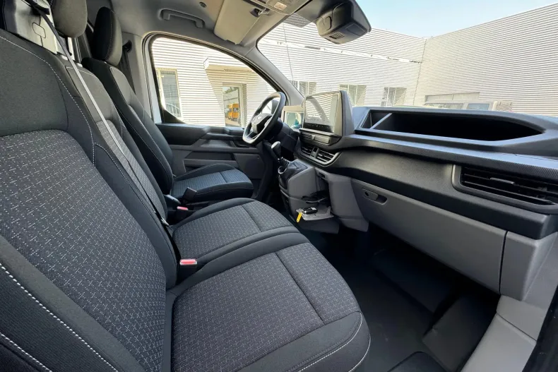 Ford Transit Custom din 2025 cu 1 km - oferta FOR139259 - foto 4