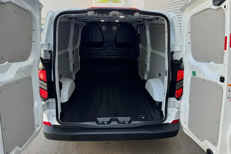 Ford Transit Custom din 2025 cu 1 km - oferta FOR139259 - foto 14