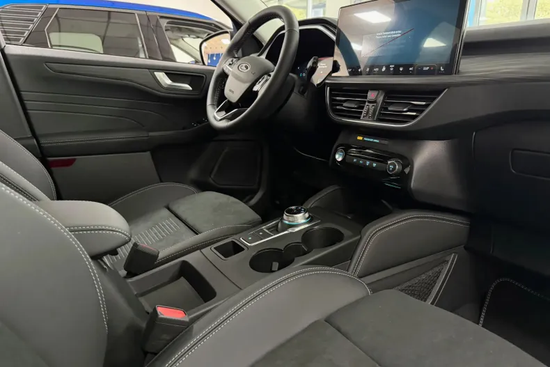 Ford Kuga din 2025 cu 1 km - oferta FOR139263 - foto 6