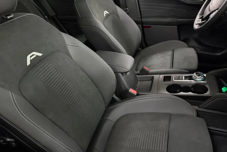 Ford Kuga din 2025 cu 1 km - oferta FOR139263 - foto 8