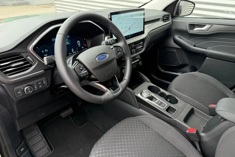 Ford Kuga din 2025 cu 1 km - oferta FOR139274 - foto 8