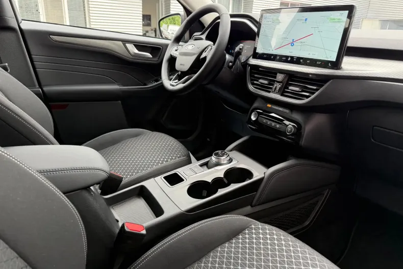 Ford Kuga din 2025 cu 1 km - oferta FOR139274 - foto 17