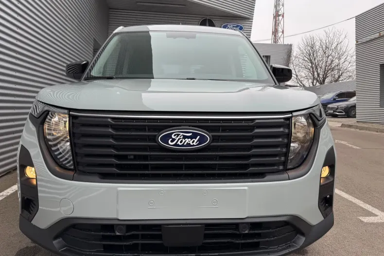 Ford Tourneo Courier din 2024 cu 1 km - oferta FOR139284 - foto 24