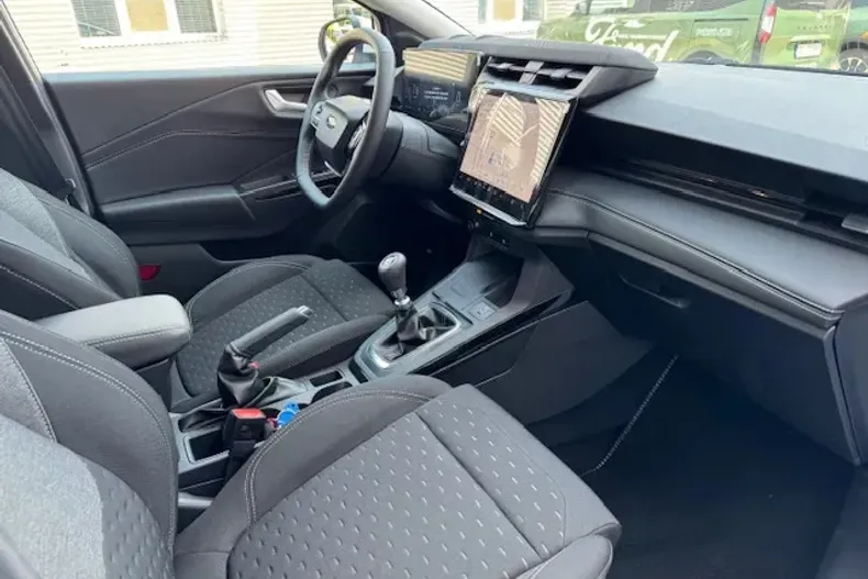 Ford Puma din 2024 cu 1 km - oferta FOR139287 - foto 5