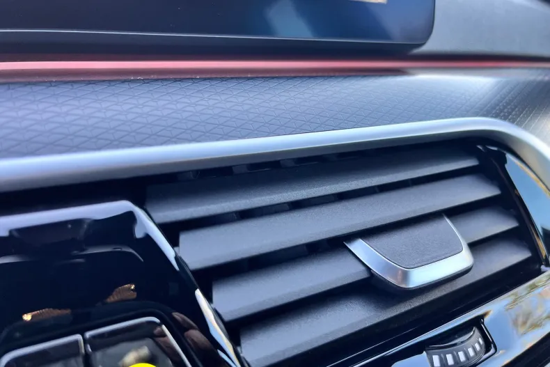 BMW Seria 5 din 2021 cu 148.000 km - oferta BMW139288 - foto 35