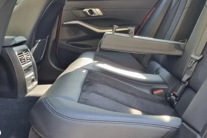 BMW Seria 3 din 2019 cu 74.500 km - oferta BMW139294 - foto 20