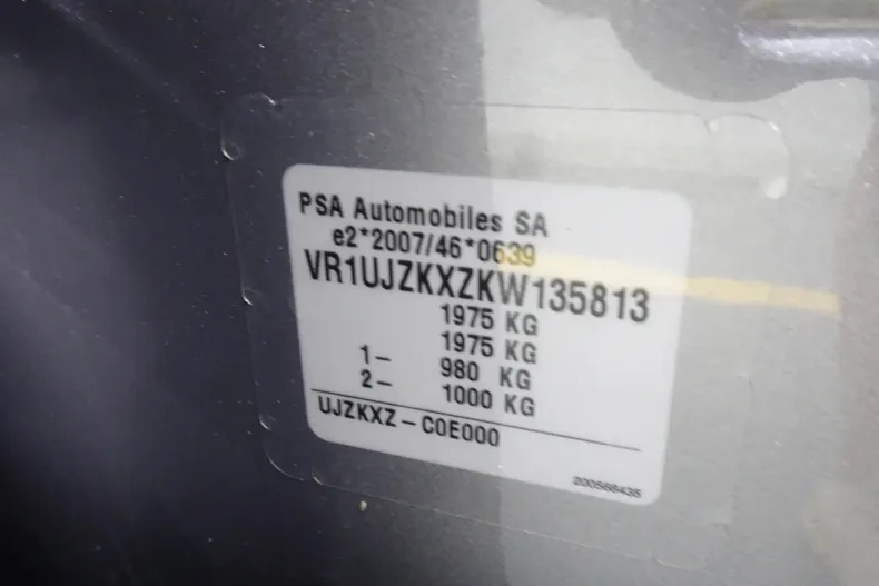 DS Automobiles DS 3 Crossback din 2020 cu 48.000 km - oferta DSA139337 - foto 29