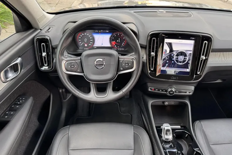 Volvo XC40 din 2020 cu 148.500 km - oferta VOL139371 - foto 19