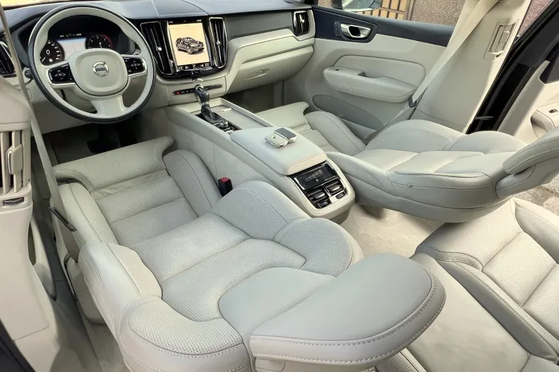 Volvo XC60 din 2019 cu 158.000 km - oferta VOL139372 - foto 33