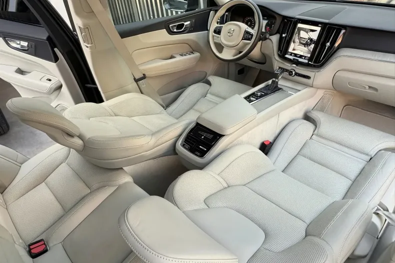 Volvo XC60 din 2019 cu 158.000 km - oferta VOL139372 - foto 35