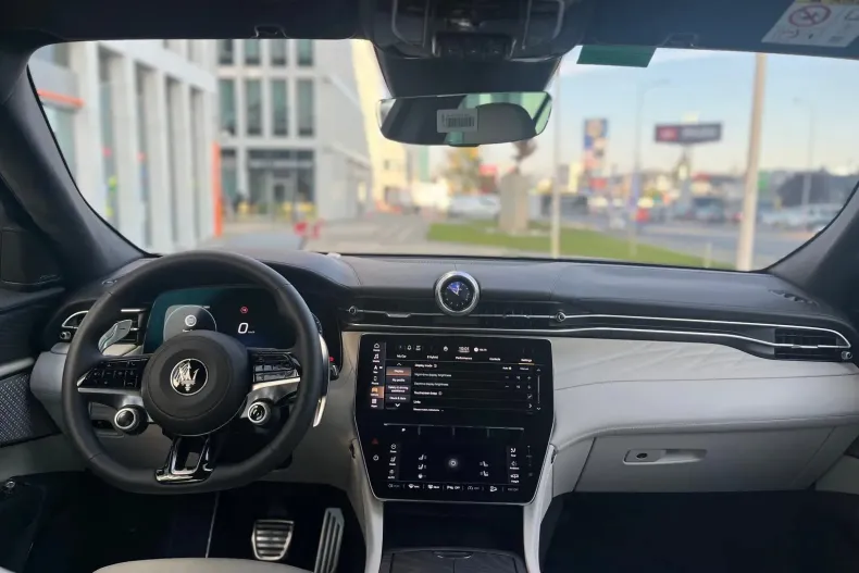 Maserati Grecale din 2023 cu 1 km - oferta MAS139380 - foto 11