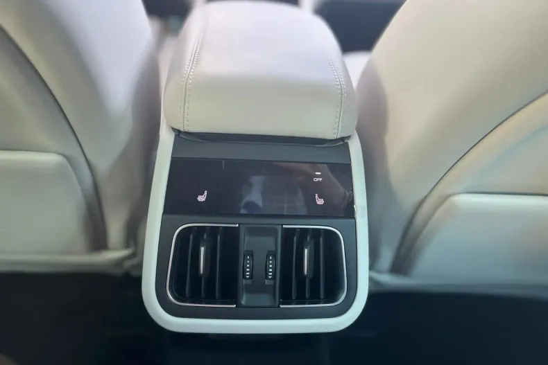 Maserati Grecale din 2023 cu 1 km - oferta MAS139380 - foto 20