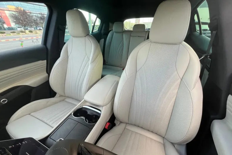 Maserati Grecale din 2023 cu 1 km - oferta MAS139380 - foto 21