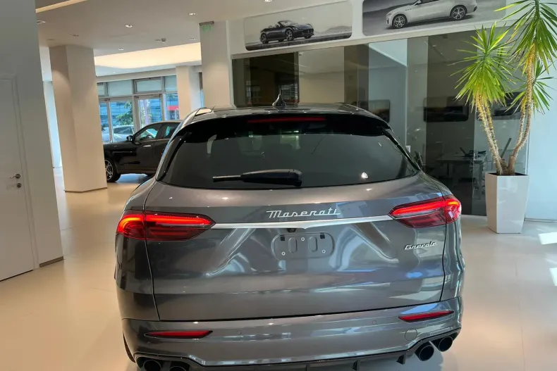 Maserati Grecale din 2023 cu 1 km - oferta MAS139385 - foto 3