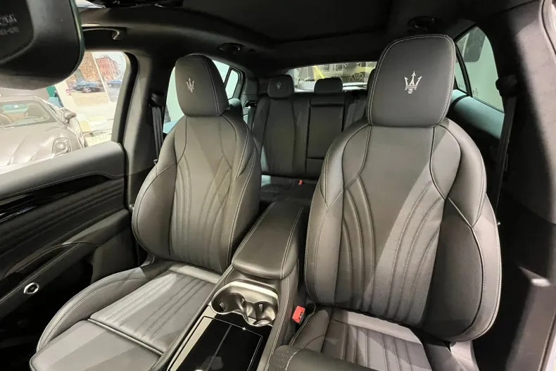 Maserati Grecale din 2024 cu 1 km - oferta MAS139387 - foto 7