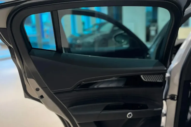 Maserati Grecale din 2024 cu 1 km - oferta MAS139387 - foto 11