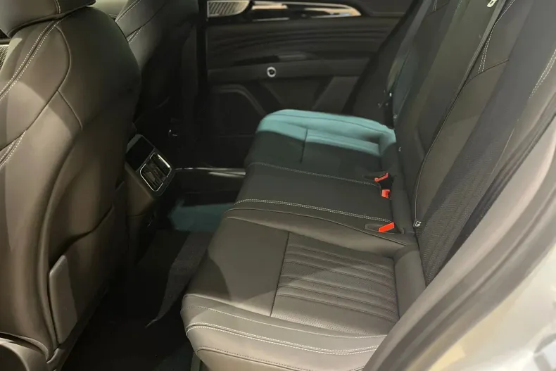 Maserati Grecale din 2024 cu 1 km - oferta MAS139387 - foto 12