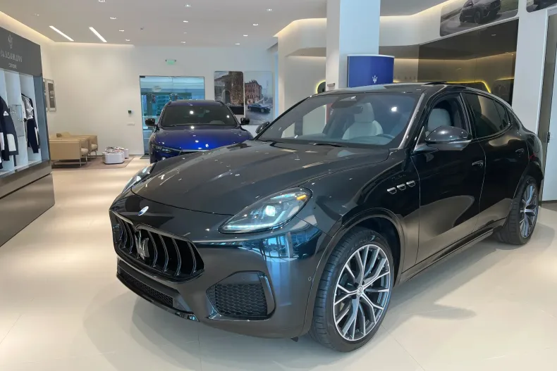 Maserati Grecale din 2023 cu 1 km - oferta MAS139388 - foto 7