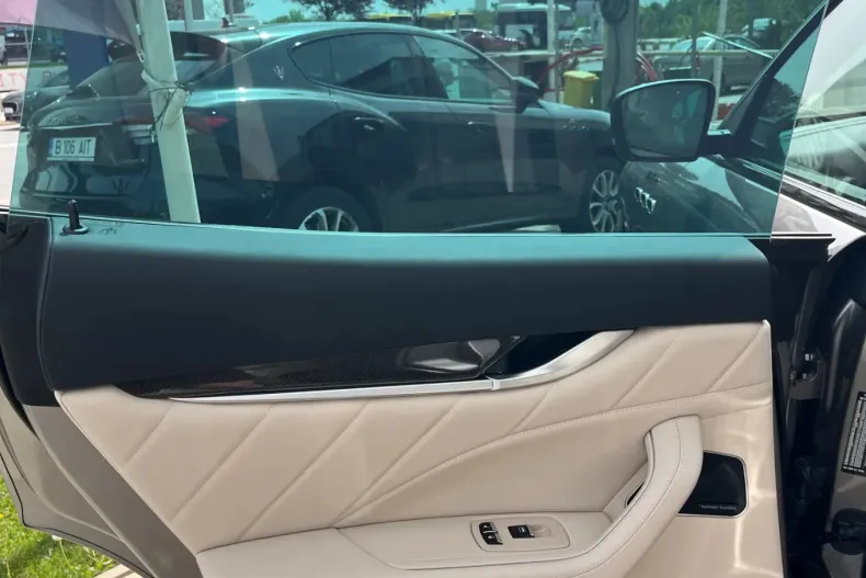 Maserati Levante din 2022 cu 12.301 km - oferta MAS139389 - foto 15