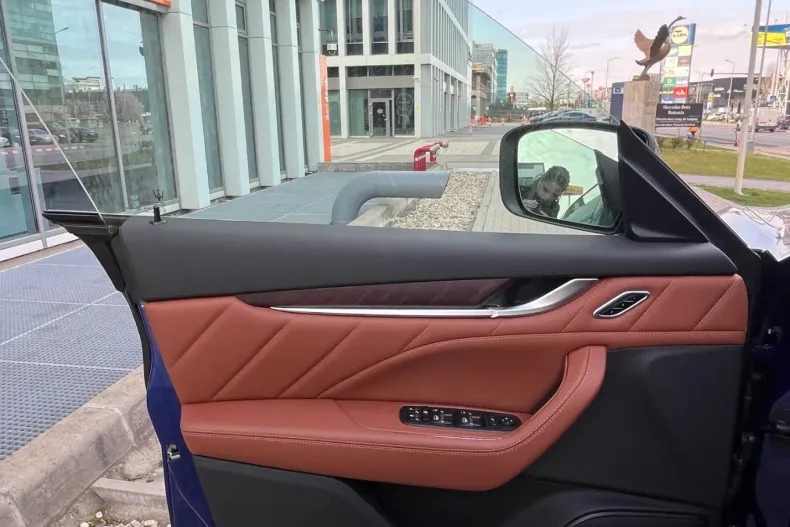 Maserati Levante din 2022 cu 1 km - oferta MAS139390 - foto 13