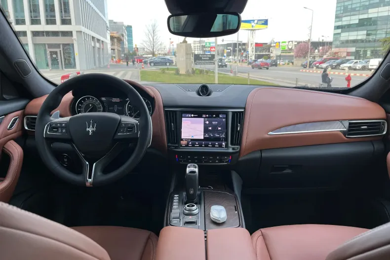 Maserati Levante din 2022 cu 1 km - oferta MAS139390 - foto 16