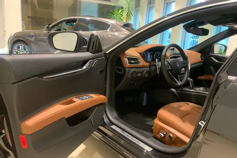 Maserati Ghibli din 2022 cu 15 km - oferta MAS139392 - foto 7