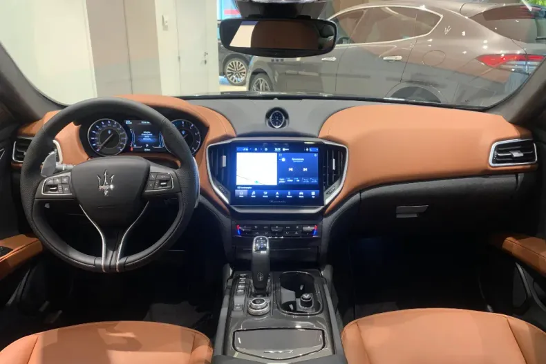 Maserati Ghibli din 2022 cu 15 km - oferta MAS139392 - foto 11