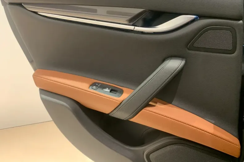 Maserati Ghibli din 2022 cu 15 km - oferta MAS139392 - foto 13