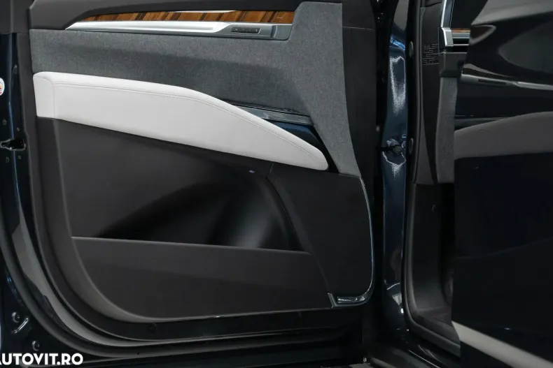 Cadillac Escalade din 2025 cu 1 km - oferta CAD139398 - foto 10