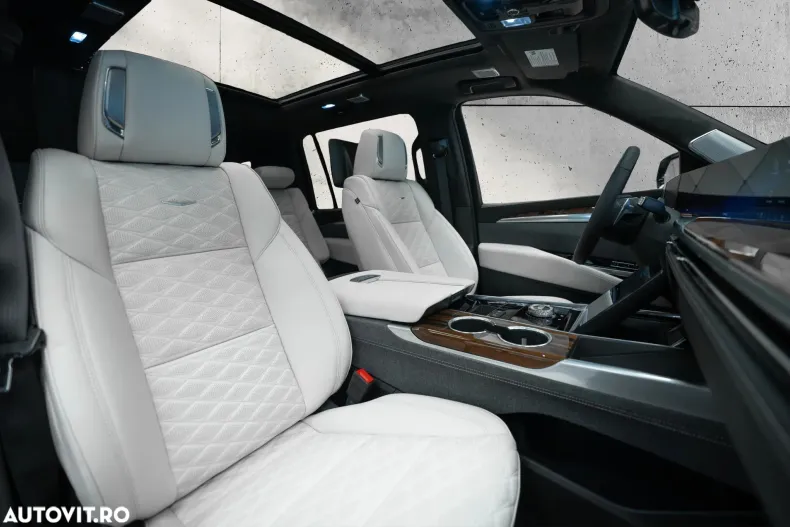 Cadillac Escalade din 2025 cu 1 km - oferta CAD139398 - foto 13