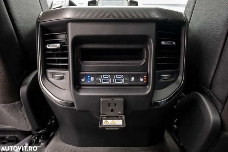 Dodge RAM din 2024 cu 3.300 km - oferta DOD139399 - foto 28
