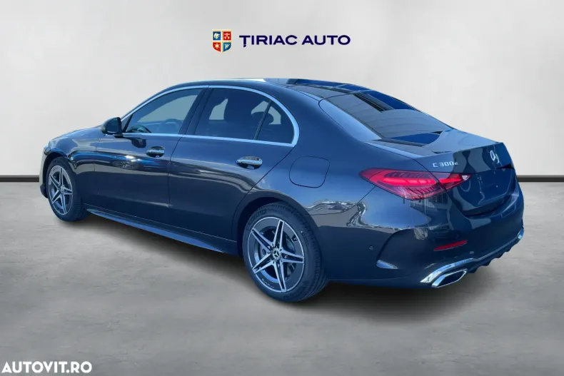 Mercedes-Benz C din 2024 cu 5.000 km - oferta MER139401 - foto 3