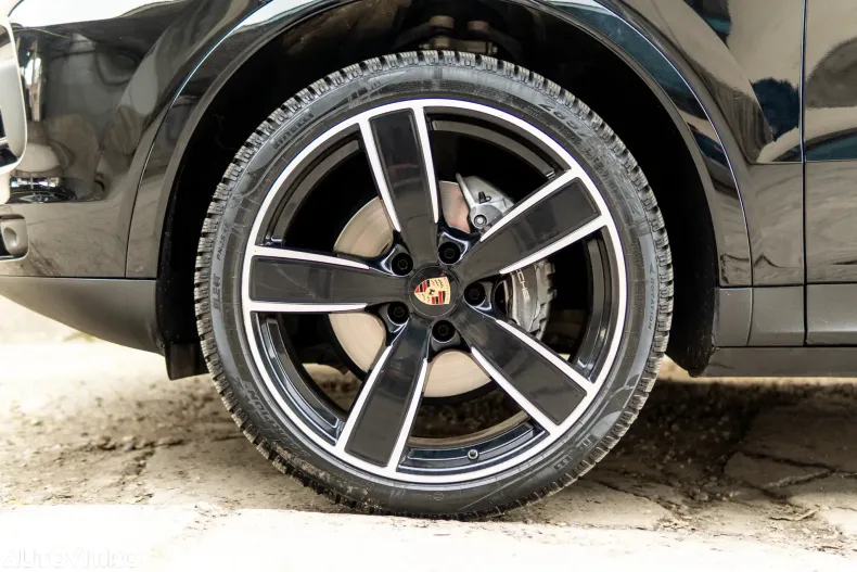 Porsche Cayenne din 2023 cu 54.500 km - oferta POR139420 - foto 10