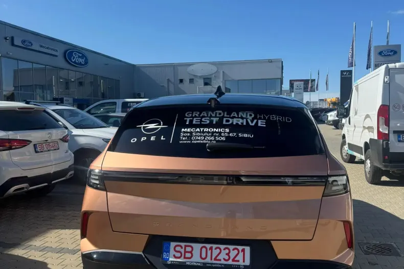 Opel Grandland din 2024 cu 5.700 km - oferta OPE139468 - foto 4