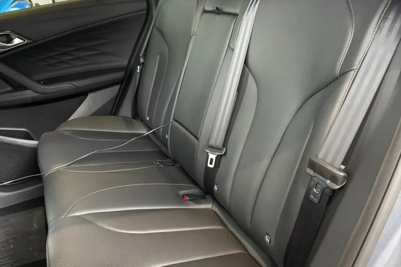 MG HS din 2025 cu 5 km - oferta MG0139469 - foto 8