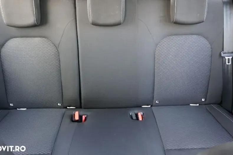 Dacia Duster din 2019 cu 62.805 km - oferta DAC139471 - foto 13