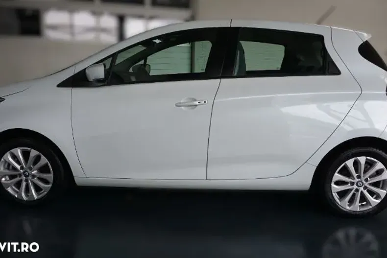 Renault ZOE din 2020 cu 33.077 km - oferta REN139474 - foto 3