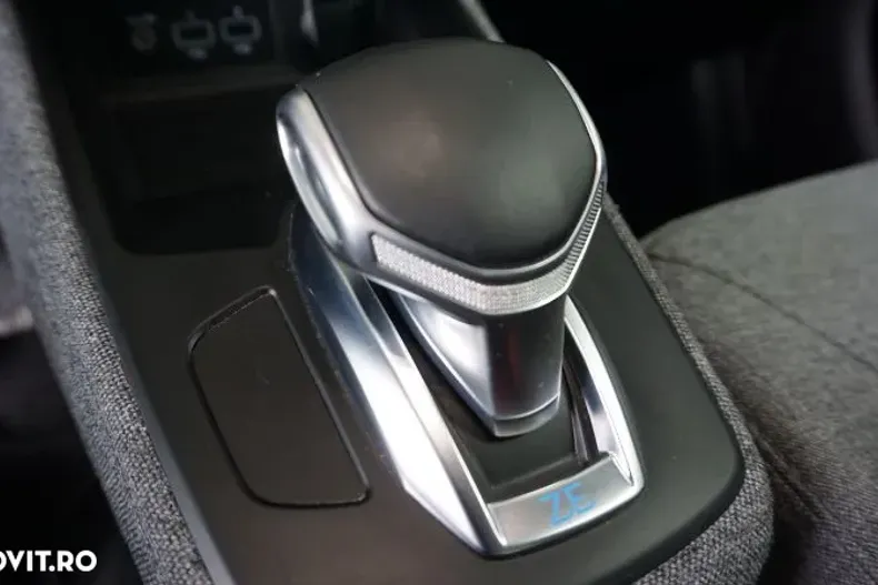 Renault ZOE din 2020 cu 33.077 km - oferta REN139474 - foto 16