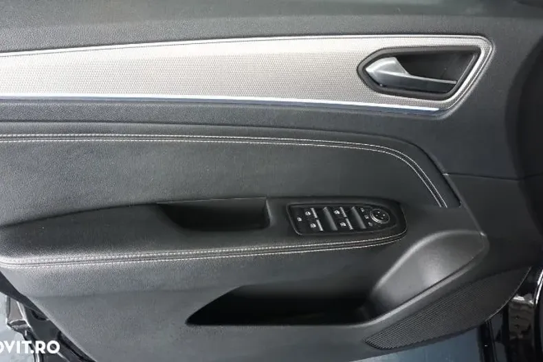 Renault Arkana din 2022 cu 63.547 km - oferta REN139475 - foto 23